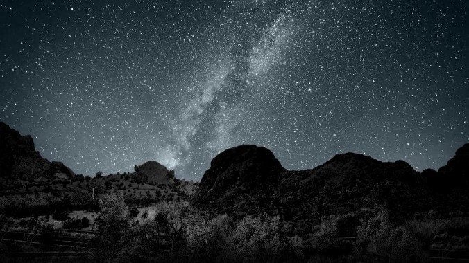 如何评价人民网评关于集中整治违规吃喝的发文？